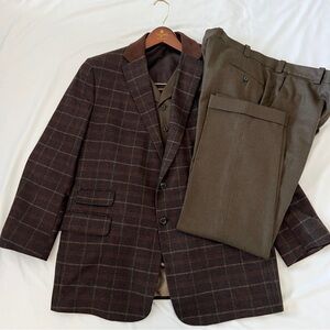 Tom James Holland & Sherry 3 piece suit wool tan brown 48R pants 40 x 30